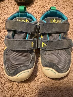 Plae Kids' Ty blue sneakers size 9